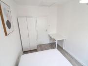 Shared Living/roommate 6 Bedroom For Rent London London...