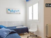 Shared Living/Roommate 6 Dormitorio Barcelona Barcelona... Shared Living/Roommate 6 Dormitorio Barcelona Barcelona...