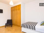 Shared Living/Roommate 8 Dormitorio Madrid Madrid ES64984381