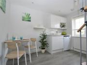 Shared Living/roommate For Rent London London 1155...