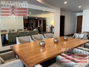 Shark Tower, Puerto Canc?n