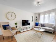 Sharp Close, Aylesbury HP21, 4 bed semi detached house...