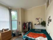 Shepherds Bush Road, London, 1 Bedroom Flat