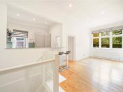 Shepherds Hill, London, United. 4 bed apartment to rent...