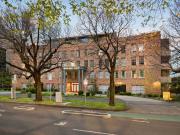 'Sheridan Close': A Fawkner Park side Icon