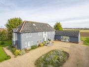 Shimpling, Bury St. Edmunds, 6 Bedroom Barn