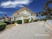 SHIS QI 21 Casa de Esquina Imponente na SHIS QI 21 |...