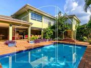 SHIS QI 25! Casa de esquina, 5 suítes, com vista! 99971 5005