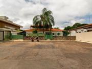 SHIS QI 3 Conjunto 5, Térrea, em localização excepcional