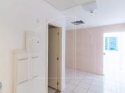 SHN QD 01 CONJ A BL A ED. LE QUARTIER, SALA DIVIDIDA EM...