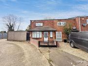 Shorediche Close, Ickenham UB10, 2 bed end terrace house...