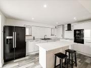 Shorncliffe Road, Folkestone CT20, 2 bedroom flat to...