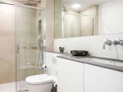 SHORT LET. A stunning architecturally designed four... SHORT LET. A stunning architecturally designed four...