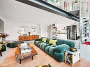 SHORT LET Fantastic loft style apartment with open plan...