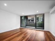 Short stroll to the beach