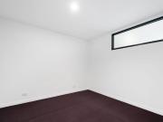 Short stroll to the beach