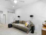 SHORT TERM ACCOMMODATION 3 MONTHS FULLY FURNISHED...