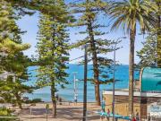 Short Term Rental Fully Furnished on Manly Beach!