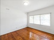 SHORT WALK TO MCKINNON PARK!