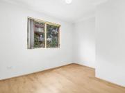 “SHORT WALK TO STATION & AMENITIES!”