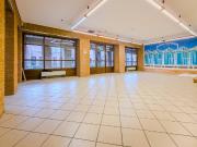 Showroom in affitto a Seregno