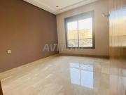 شقق للكراء 96 m² في الدار البيضاء