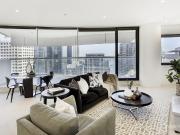 SIGNATURE STYLE IN HARRY SEIDLER’S ICONIC ‘COVE’ TOWER