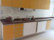 Silencioso, vista lagoa e verde