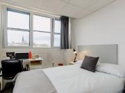 Silver En Suite City View