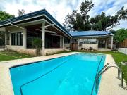 Silver Hills Subdivision 3BR Bungalow Pool Garden 5 car...