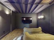 Silver Studio Deluxe, at iQ Aldgate