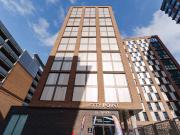 Silver Studio Lower D Has an Apartment
