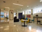 Silver Studio Mid Level With Canal View C Has an Apartment
