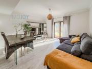 Simpático Apartamento T2 para Venda em Alvide 96m²...