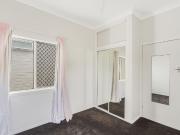 SIMPLE PLAN UNIT IN CENTRAL COOLANGATTA