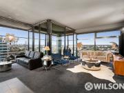 Simplistic elegance with an artistic flair