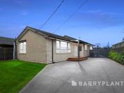 Simply Move Right In