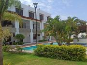 SIN MUEBLES EN CONJUNTO PRIVADO CON PISCINA