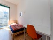 Single bed in welcoming twin bedroom in Neukölln