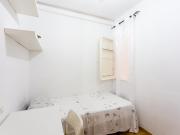 Single bedroom in 4 bedroom apartment