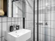 Single Bedroom In 5 Share Apartment