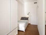 Single bedroom with a sunny balcony, near Escola Tècnica...