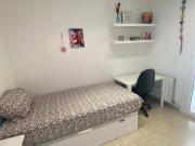 Single bedroom, with balcony, in 4 bedroom apartment