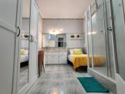 Single bedroom with shower and sink in 9 bedroom apartment