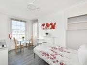 Single Bedsit in Chelsea, Kings Road
