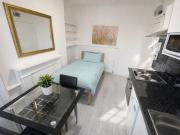 Single Bedsit with Fully Equipped Kitchen