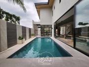 Single detached house and lot with pool for sale in...