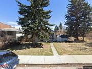 Single family House All Dog Breeds accepted! Snow...