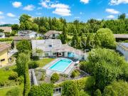 Single family house with 8.5 rooms on sale in Däniken SO...
