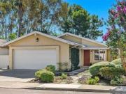 Single Family Residence Mission Viejo, CA 27382 Pinuela